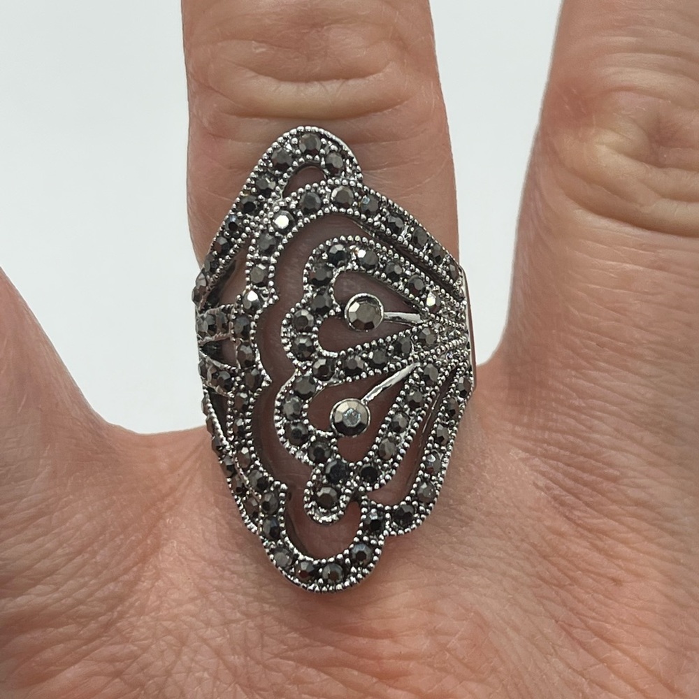 Women’s Statement Ring